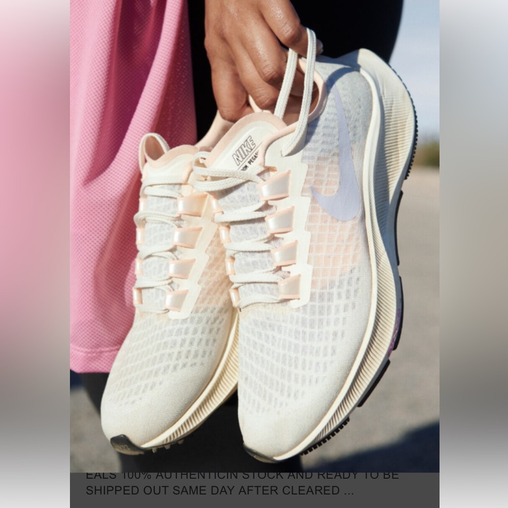 Authentic Woman’s NIKE  sneakers